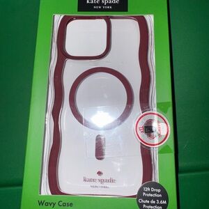 kate spade Wavy Case - White and Burgundy